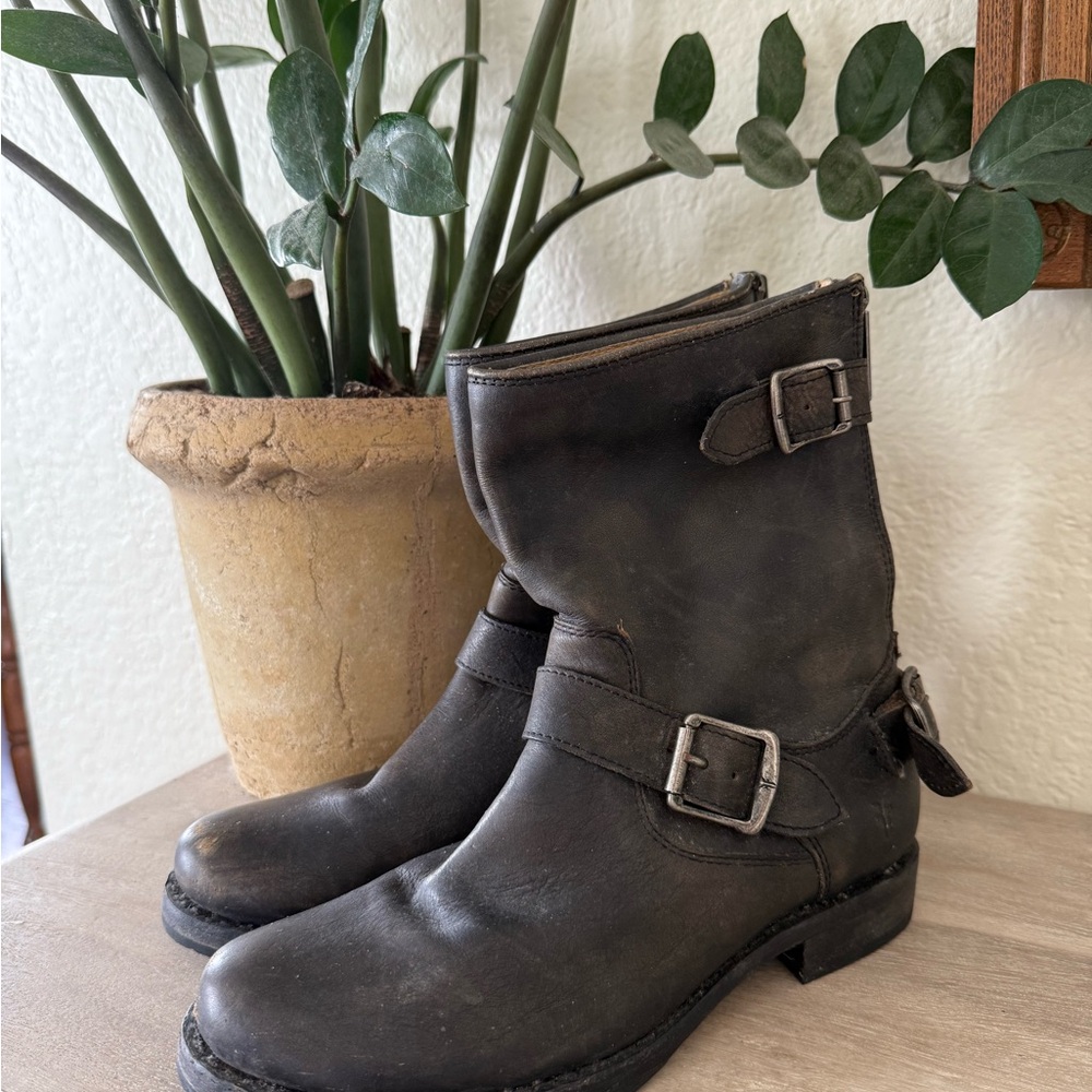 FRYE Brown leather biker moto boots Size 7